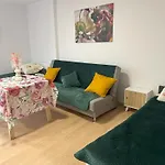 Appartamento Nr 1 Lub 2 Przy Sali Kominkowej *