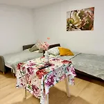 Nr 1 Lub 2 Przy Sali Kominkowej *